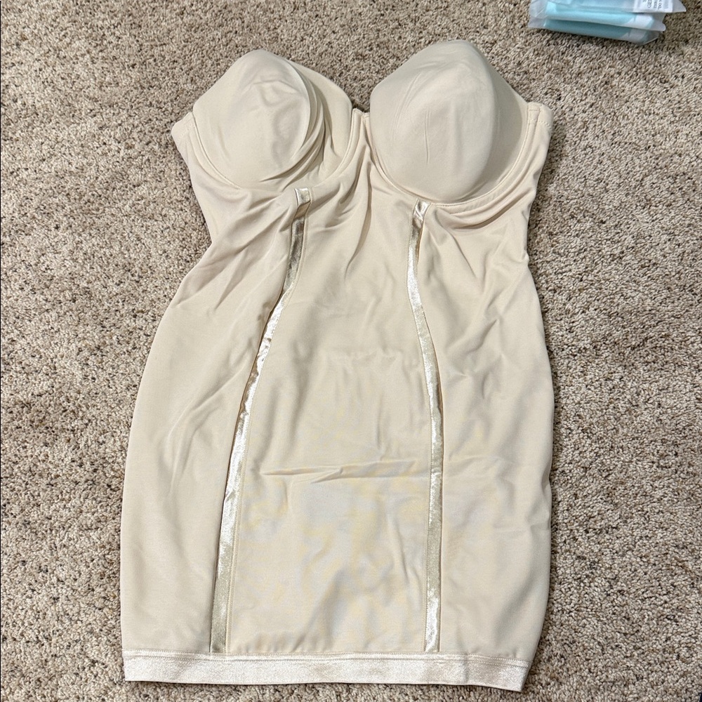 Maidenform Strapless Nude Shaping Dress